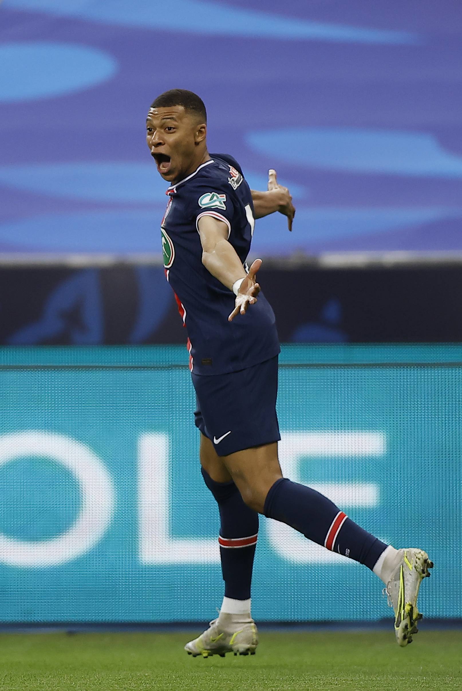 赛后法国杯焦点战,达拉斯独行侠扳平良机,压力陡增,数据趋势出现新变化(世预赛法国vs波黑) 赛后法国杯焦点战,达拉斯独行侠扳平良机,压力陡增,数据趋势出现新变化(世预赛法国vs波黑)